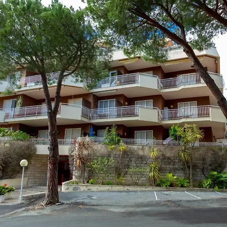 168 - La Terrazza Sul Mare, Casa A 10 Minuti Da Spiaggia, Parcheggio Privato Gratis * San Remo