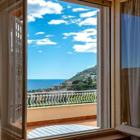 168 - La Terrazza Sul Mare, Casa A 10 Minuti Da Spiaggia, Parcheggio Privato Gratis Apartament San Remo