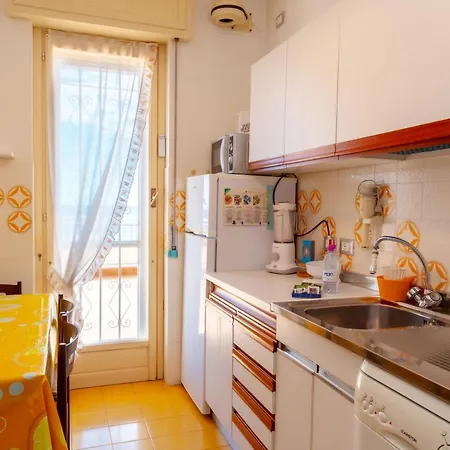 168 - La Terrazza Sul Mare, Casa A 10 Minuti Da Spiaggia, Parcheggio Privato Gratis Appartement *